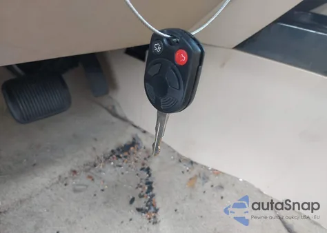 2011 Ford Escape Limited from USA, damaged, VIN 1FMCU9EG8BKB21633